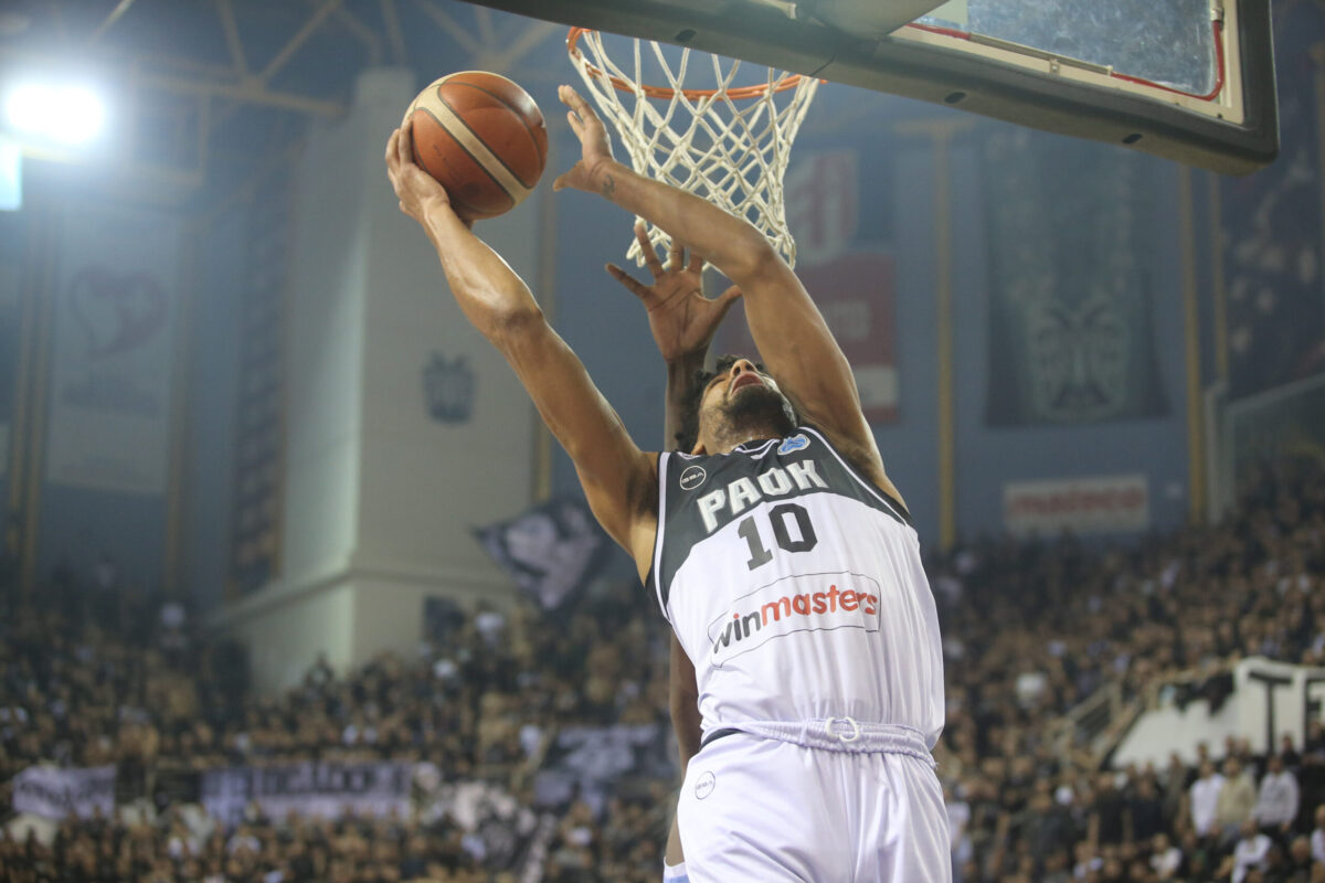 Το πύρινο Παλατάκι έλιωσε την Φριμπούργκ! Ο ΠΑΟΚ στους «4» του FIBA Europe Cup