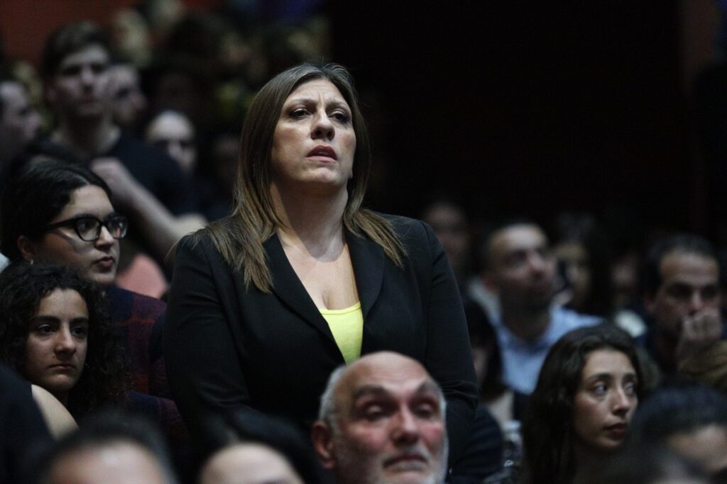 Συγκλονιστική ομιλία Καρυστιανού: «Ήρθε η στιγμή να αλλάξουν τα πάντα» (ΦΩΤΟ + VIDEO)