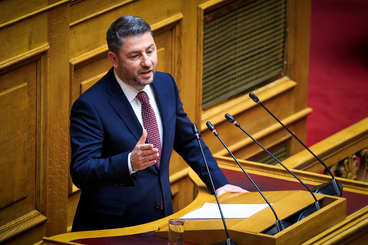 Ανδρουλάκης: Να εμφανίσει ο Μητσοτάκης το mail Τριαντόπουλου – Πείτε την αλήθεια – Είστε αμετανόητοι
