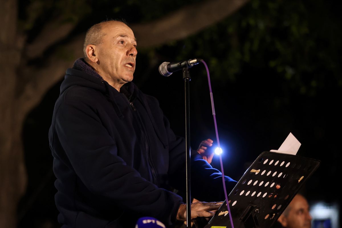 Καρυστιανού: «Ό,τι κι αν κάνουν όλοι μαζί θα νικήσουμε» (ΦΩΤΟ + VIDEO)