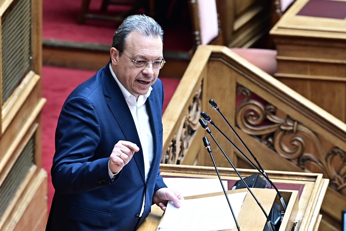 Φάμελλος: «Σε κρίση η κυβέρνηση – Να ακυρωθεί το καταστροφικό σχέδιο για τη χρεοκοπία και το κλείσιμο των ΕΛΤΑ» (VIDEO)