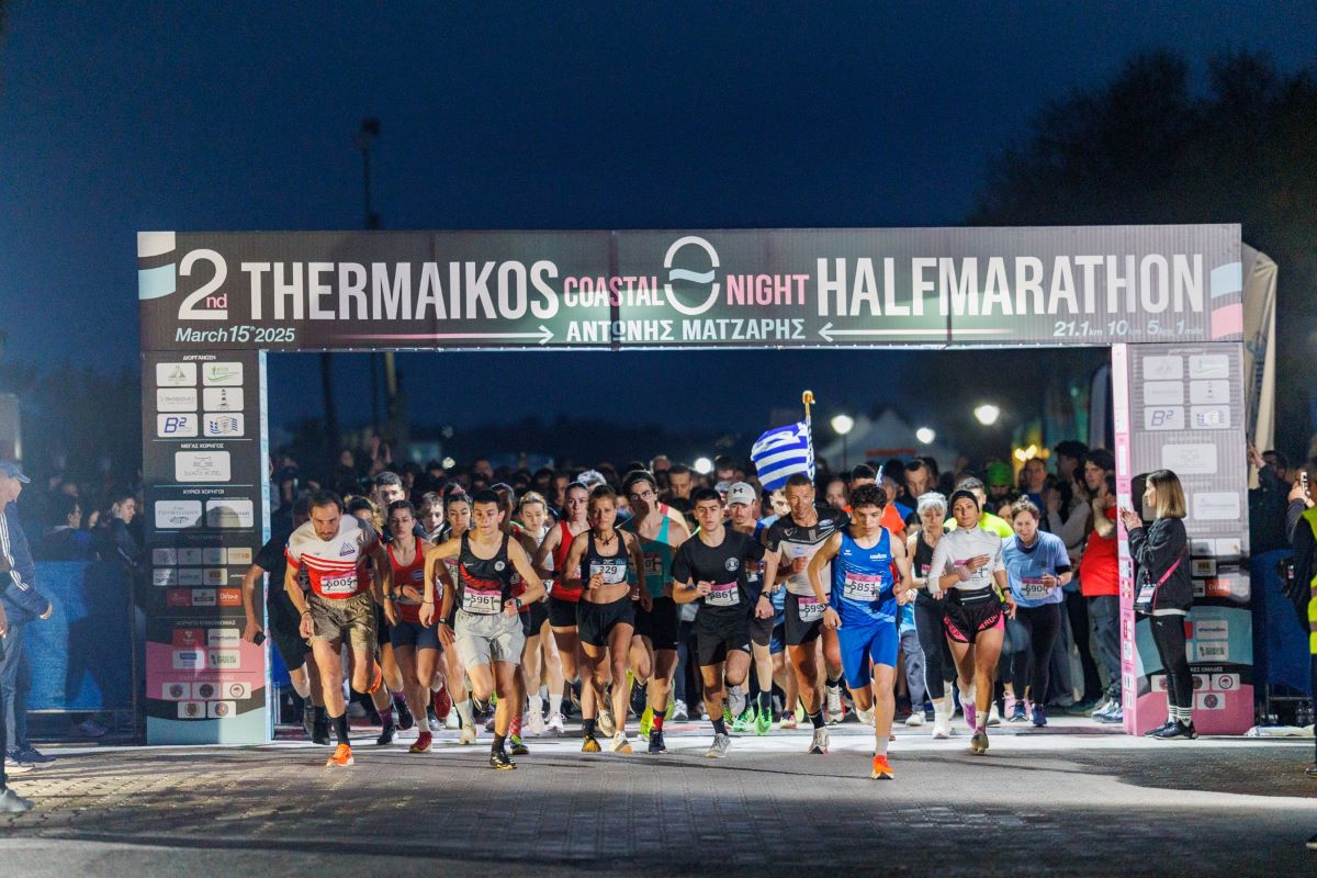 Θεσσαλονίκη: 2.000 δρομείς και εντυπωσιακές επιδόσεις στον 2ο Παράκτιο Νυχτερινό Ημιμαραθώνιο Θερμαϊκού (ΦΩΤΟ)