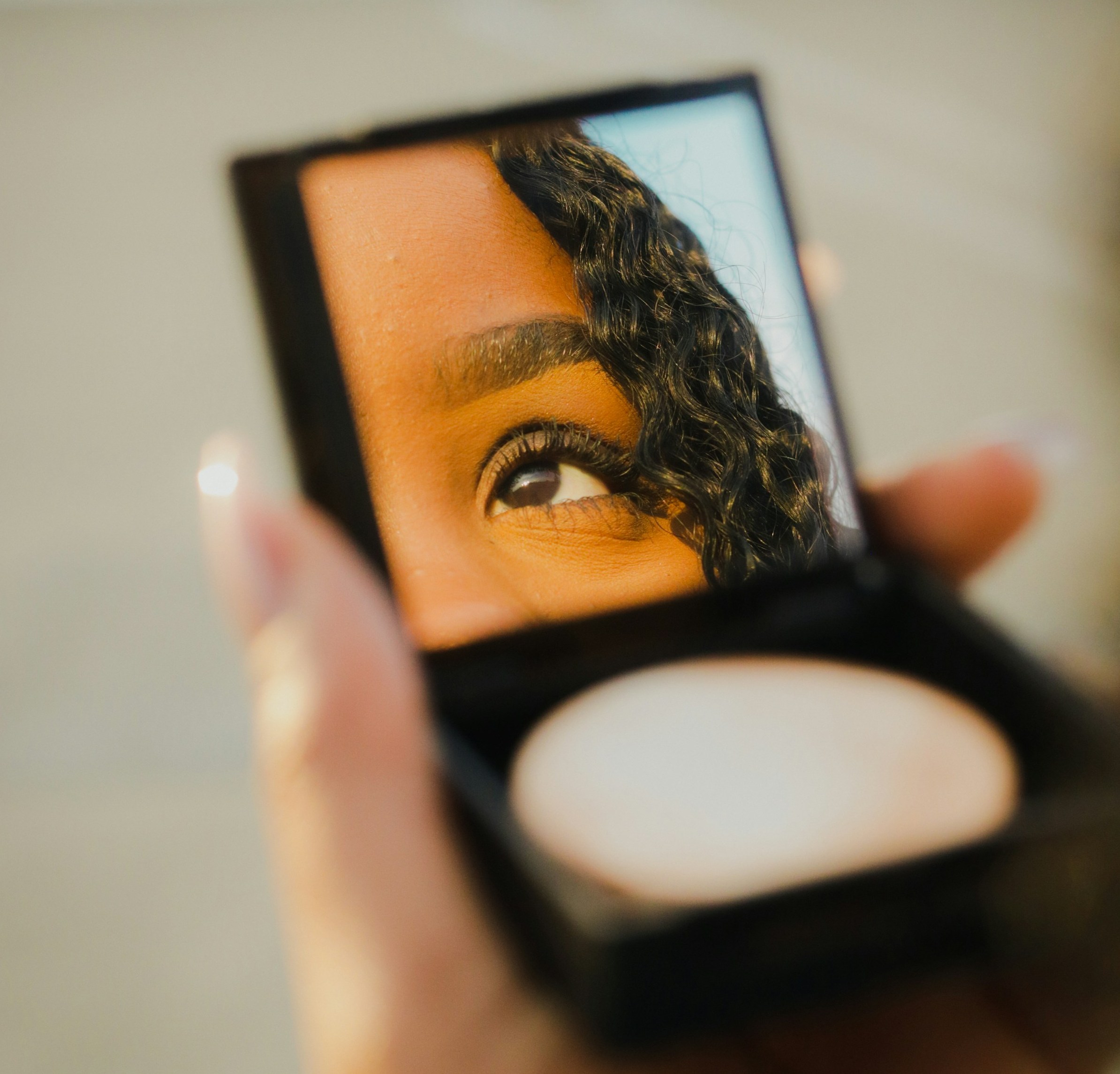 Πως να κάνετε το τέλειο contouring για τις ψυχρές μέρες