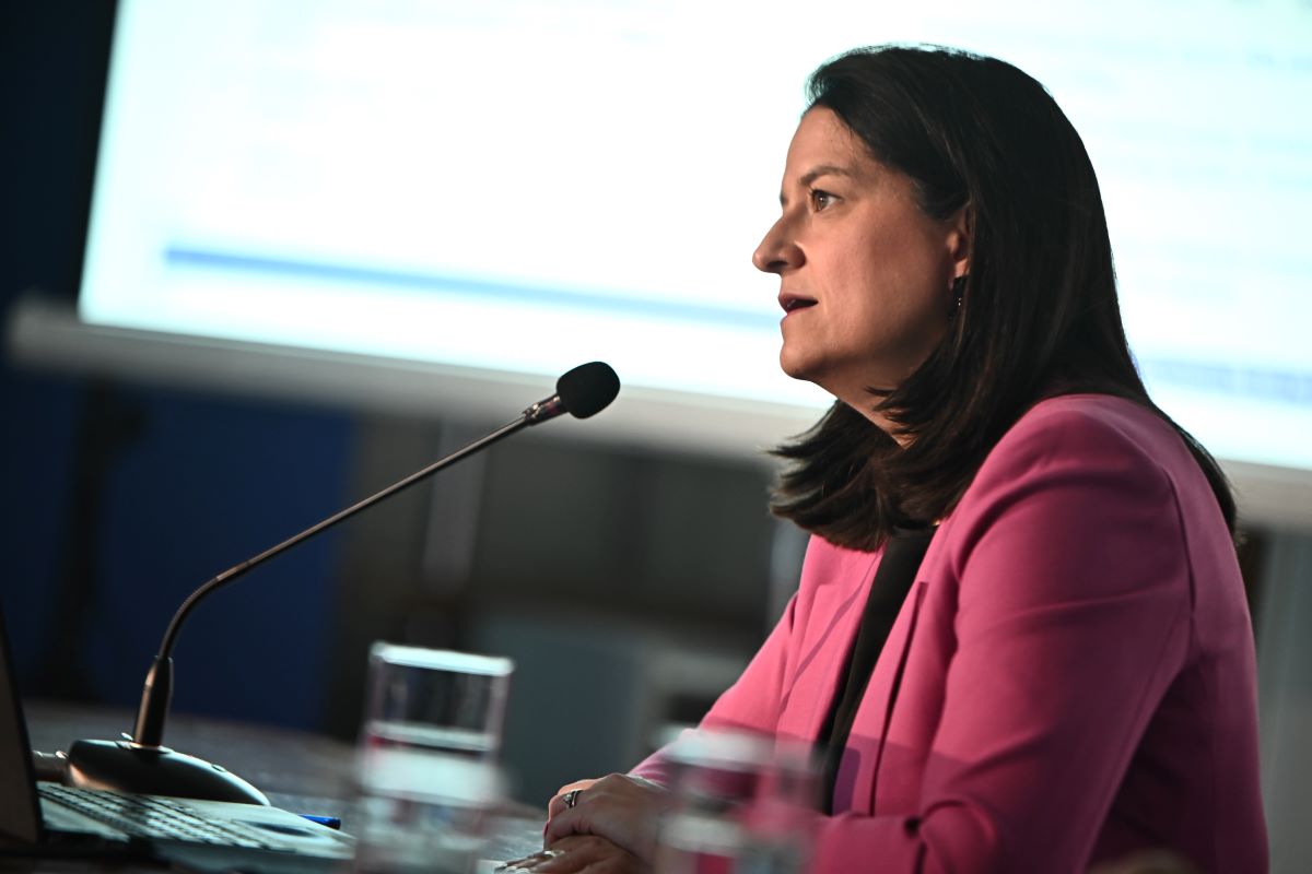 Κεραμέως: Έχουν ήδη δοθεί 33.500 θέσεις εργασίας για ανέργους άνω των 55 ετών