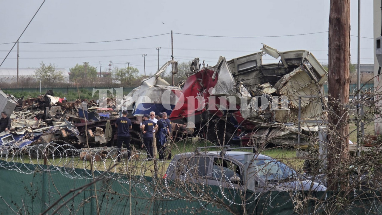 Βουλή: Διαβιβάστηκε νέα δικογραφία για τα Τέμπη – 370 συγγενείς θυμάτων και πολίτες κατέθεσαν μήνυση στον Κ. Μητσοτάκη