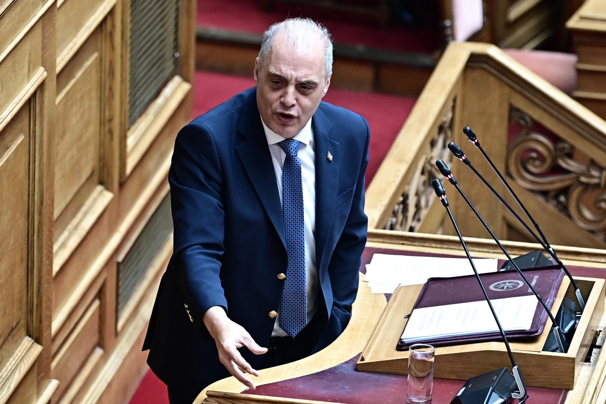 Βελόπουλος: Ο Ελληνικός λαός αποφάσισε, δεν χρειάζεται προανακριτική, αλλά φυλακή, για όλες τις κυβερνήσεις ΝΔ, ΠΑΣΟΚ, ΣΥΡΙΖΑ!