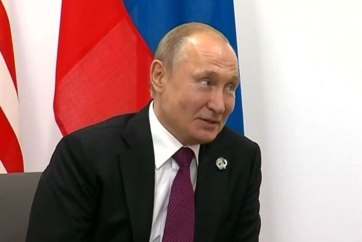 Πούτιν: Πρόταση για μεταβατική κυβέρνηση στην Ουκρανία – Η απάντηση των ΗΠΑ