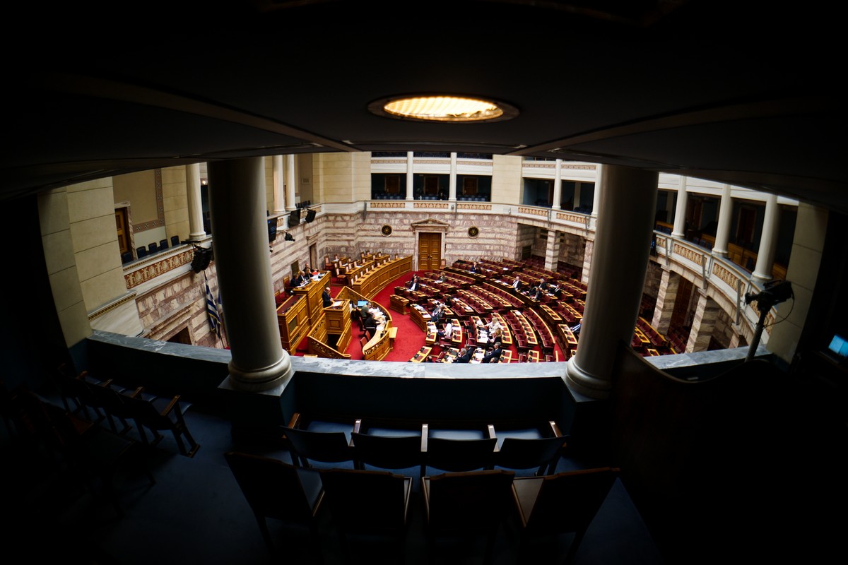 ΟΠΕΚΕΠΕ: Βουλευτές ζητούσαν επιδοτήσεις για ψηφοφόρους τους – Στο μικροσκόπιο τηλεφωνικά ντοκουμέντα