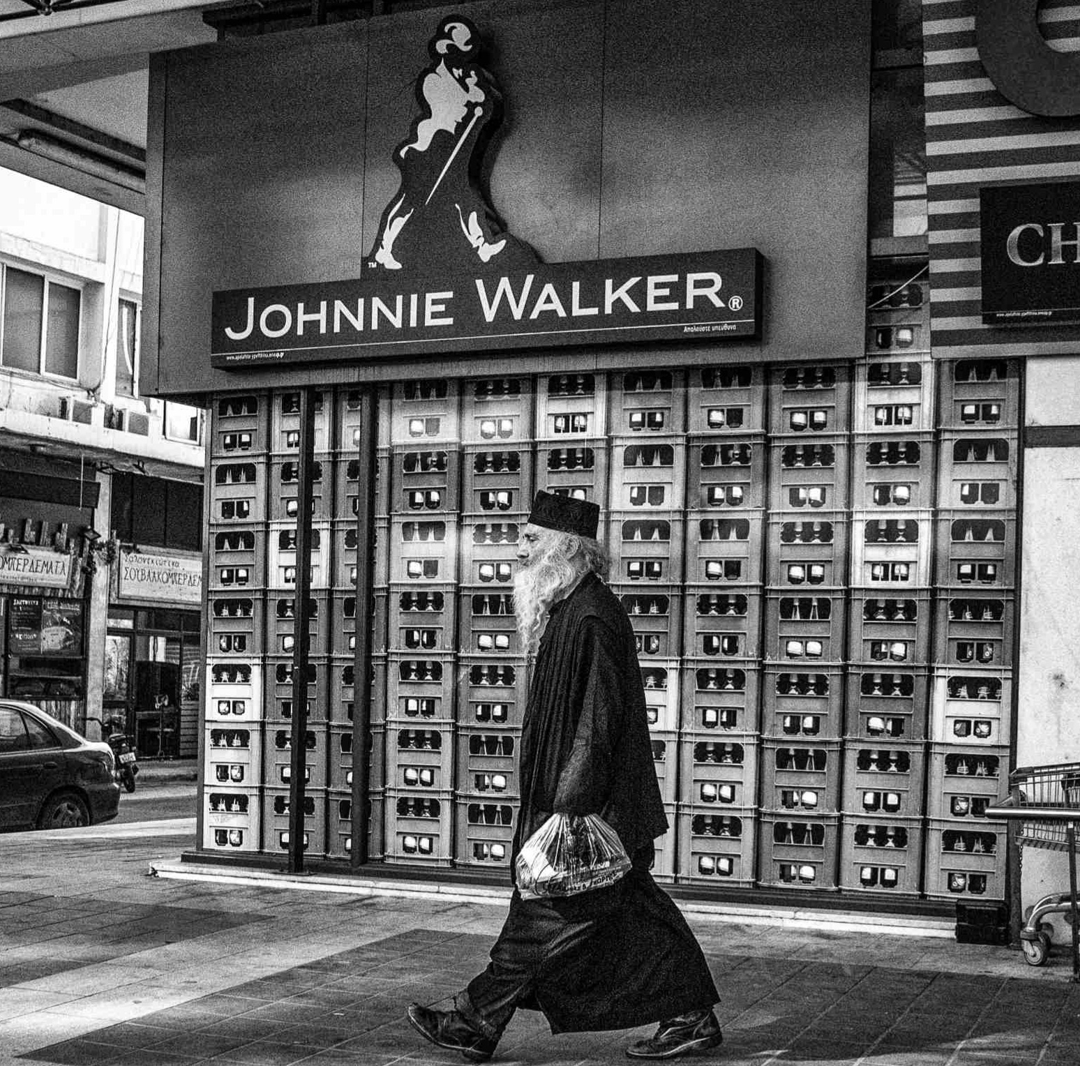 Δημήτρης Μεσσίνης: «KEEP WALKING» – Έκθεση φωτογραφίας στην Chalkos Gallery