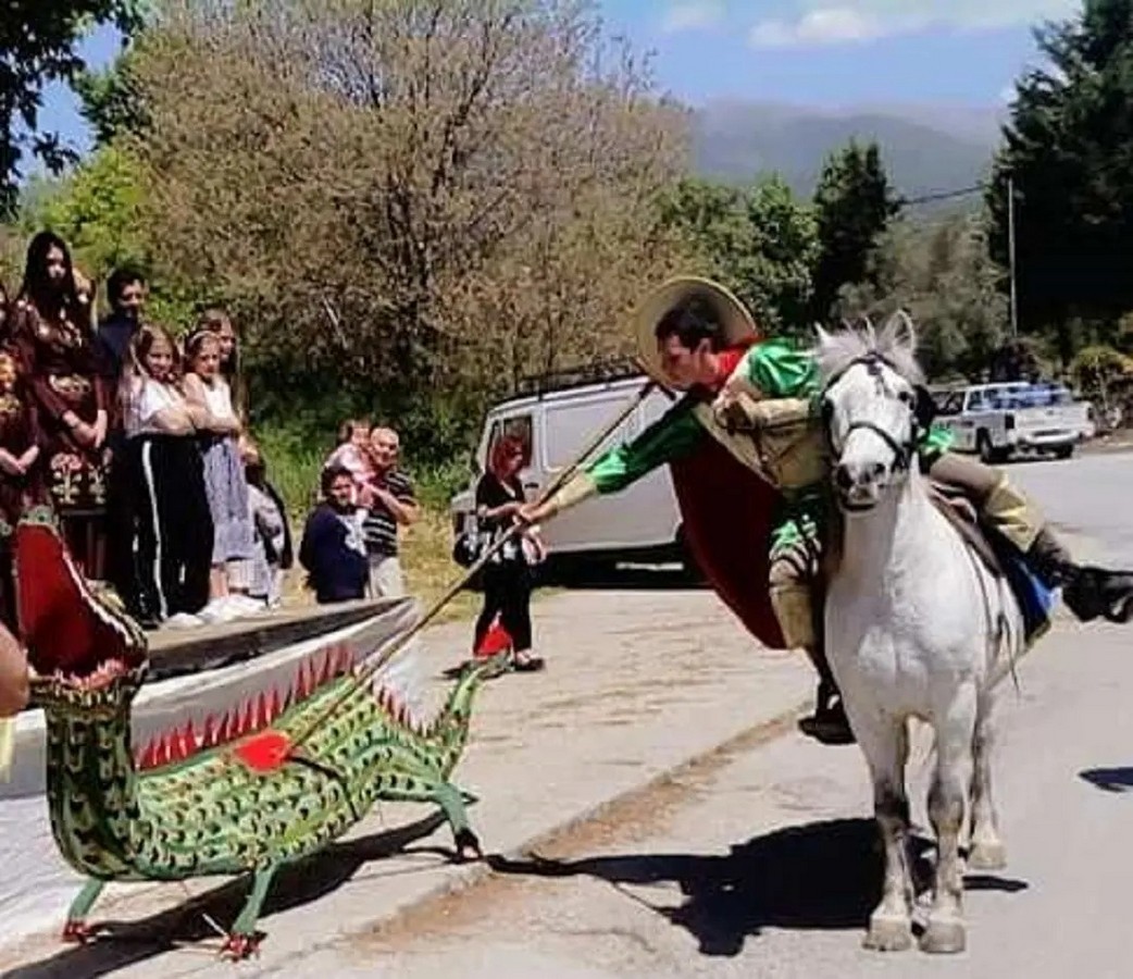 Αναβιώνει η Δρακοκτονία στο Νέο Σούλι Σερρών (ΦΩΤΟ)