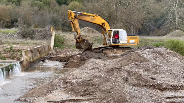 Θεσσαλονίκη: Σε πλήρη εξέλιξη αντιπλημμυρικά έργα, συντηρήσεις και καθαρισμοί σε όλα τα ρέματα των περιαστικών Δήμων (ΦΩΤΟ)