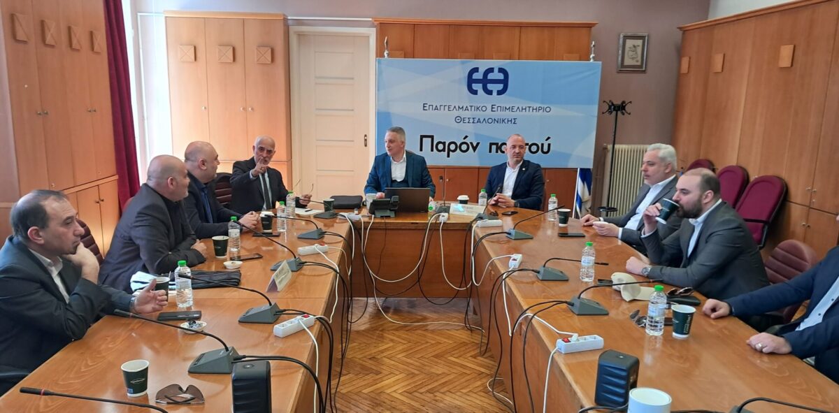 Τα θέματα που «έπεσαν στο τραπέζι» στη συνάντηση Μερελή με τον πρόεδρο και μέλη Διοίκησης της ΠΟΑΔ (ΦΩΤΟ)