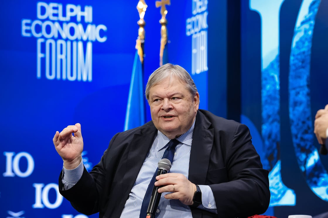 Ευ. Βενιζέλος: Ευτελισμός των θεσμών λόγω κρίσης νομιμοποίησης