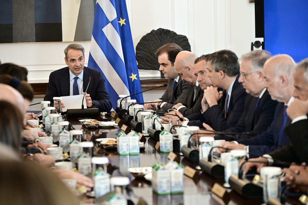 ΟΠΕΚΕΠΕ και μεταναστευτικό στην ατζέντα του υπουργικού συμβουλίου