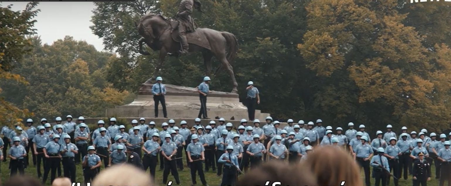 «Δίκη των 7 του Σικάγο»: Όταν το κράτος τα βάζει με τους πολίτες (VIDEO)