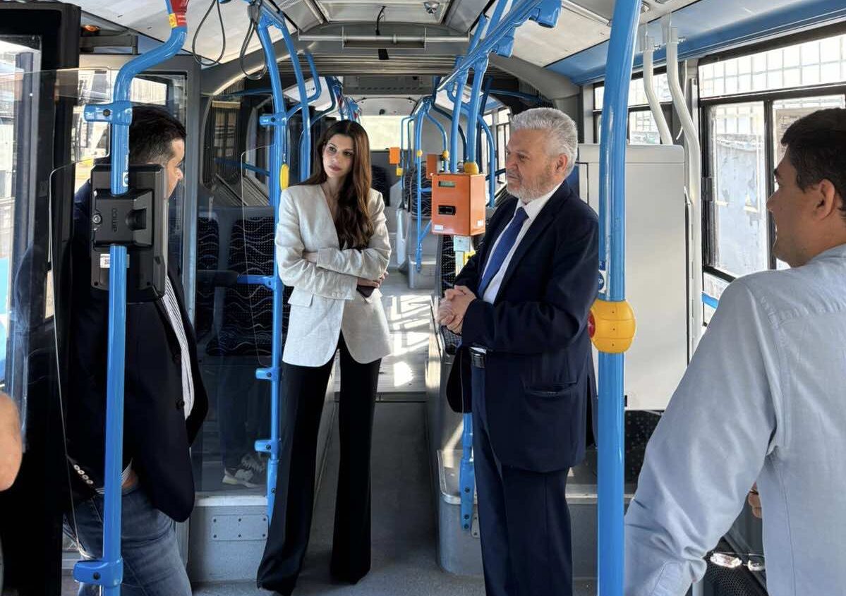 ΟΑΣΘ: Στο αμαξοστάσιο του Φοίνικα η Γενική Γραμματέας Μεταφορών – Για ποια ζητήματα ενημερώθηκε (ΦΩΤΟ)