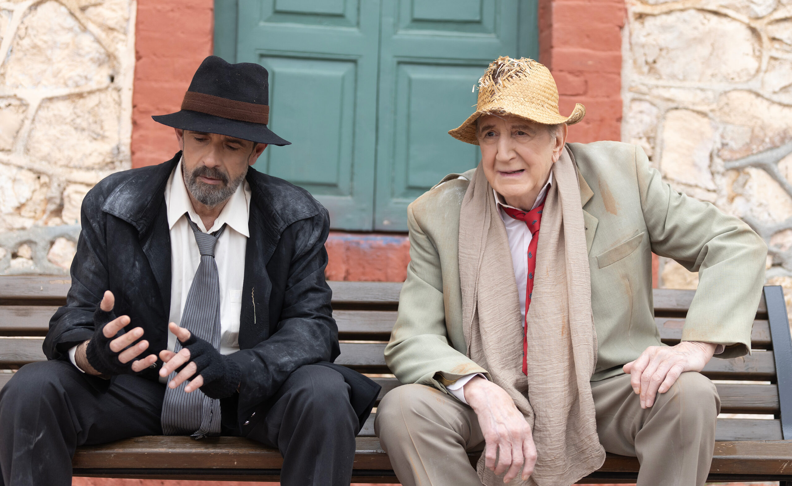 «Εκείνος κι Εκείνος» του Κώστα Μουρσελά έρχεται στην Θεσσαλονίκη