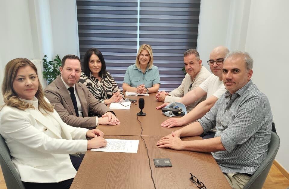 Θεσσαλονίκη: Στο γραφείο Ανδρουλάκη ο συνεταιρισμός «Ηρακλής»