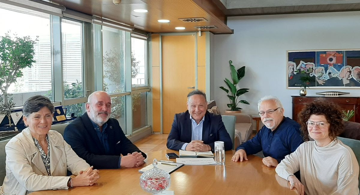 «Πάρκο στη ΔΕΘ – Τραμ στη Τσιμισκή»! Τι ζήτησαν οι Πράσινοι από Αγγελούδη