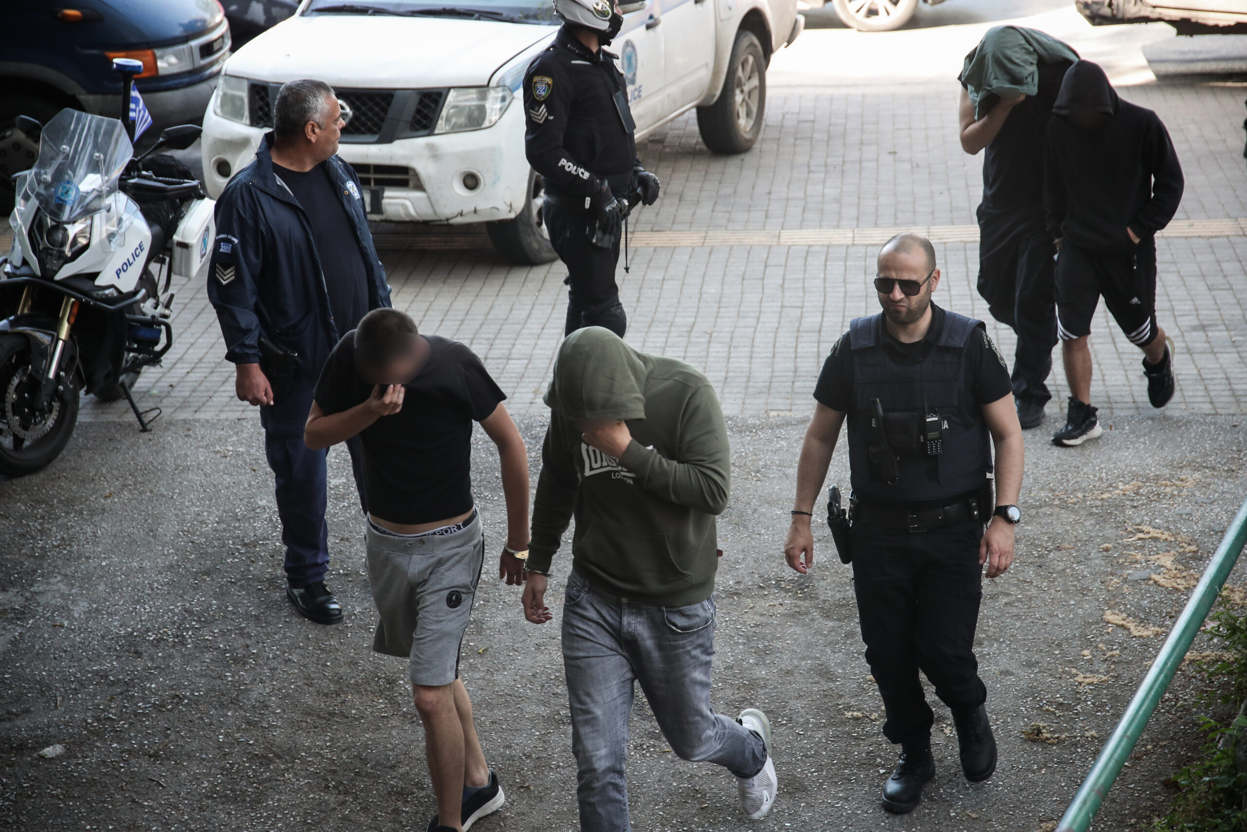 Θεσσαλονίκη: Θύμα των ακροδεξιών περιγράφει τη δράση τους σε ΕΠΑΛ (VIDEO)