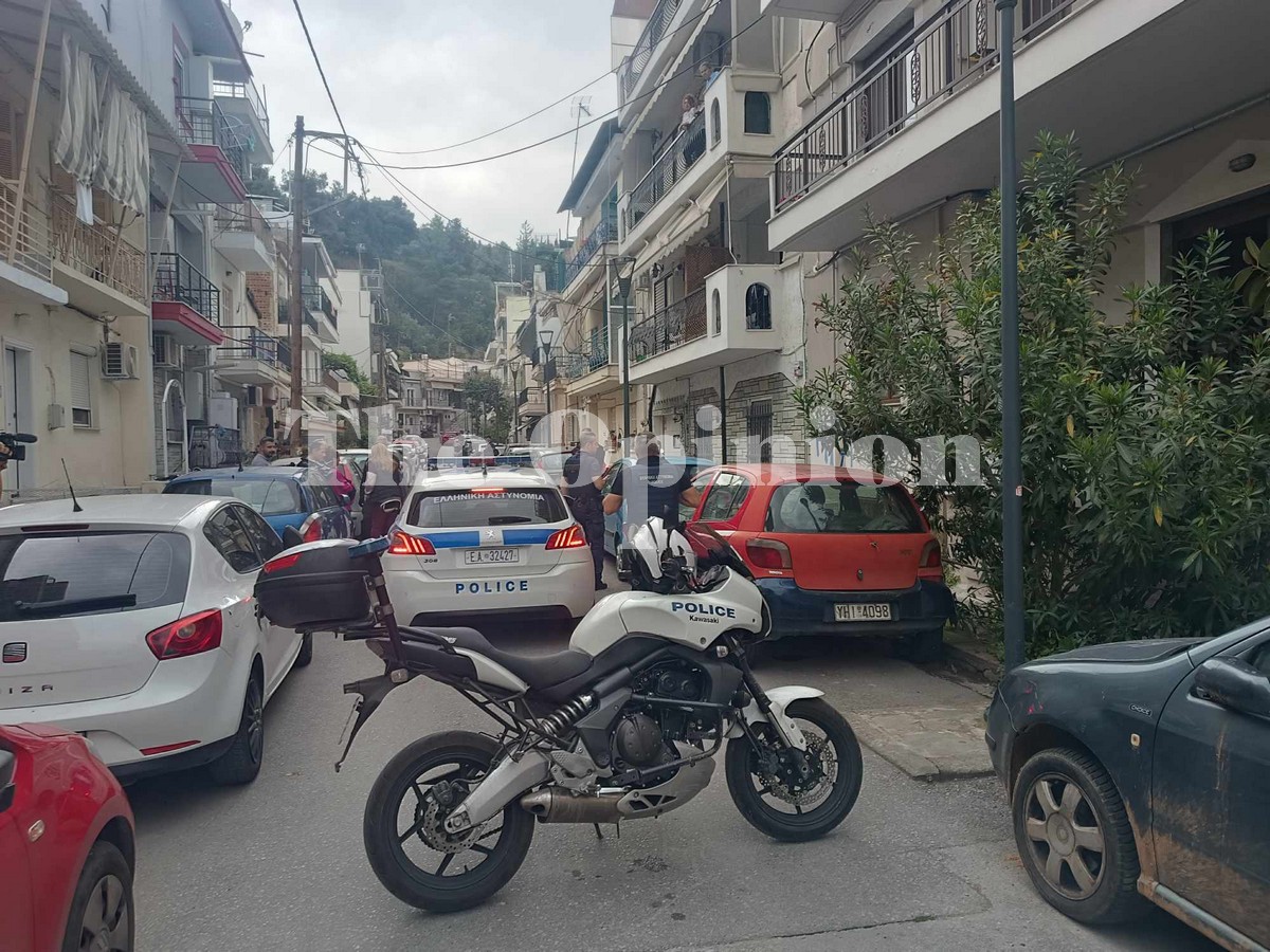 Θεσσαλονίκη: Αστυνομική επιχείρηση για τη σύλληψη ακροδεξιών – 25 συλλήψεις (ΦΩΤΟ)