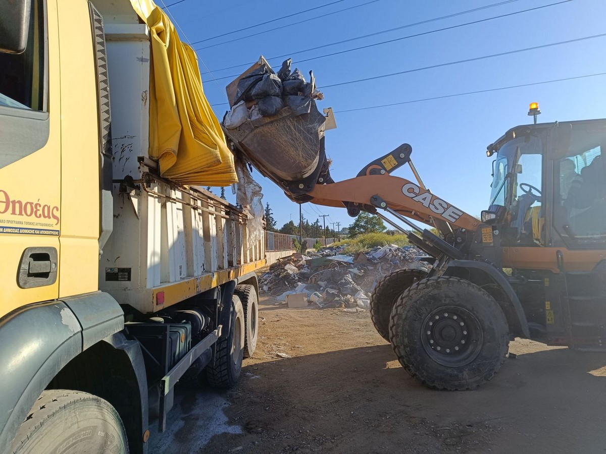 Πάνω από 60 τόνους μπάζα και απορρίμματα από παράνομη χωματερή μάζεψε ο Δήμος Κορδελιού – Ευόσμου