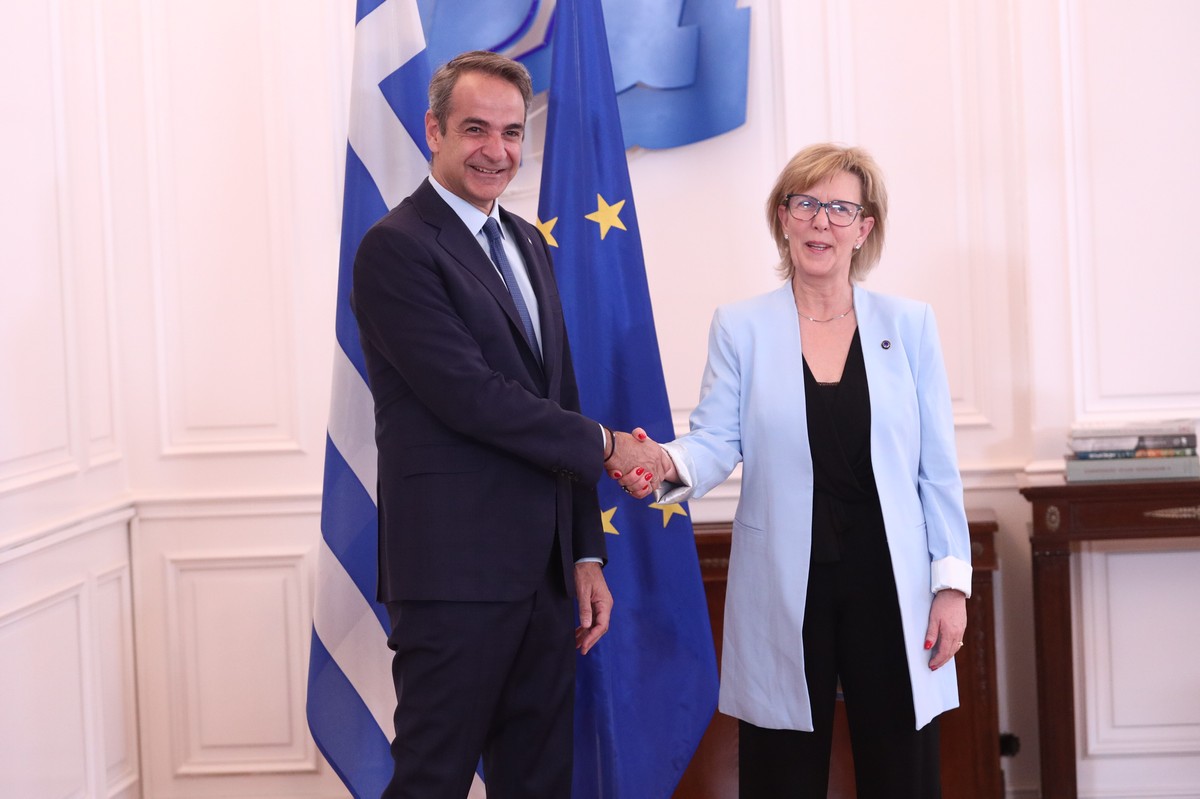Μητσοτάκης σε Επίτροπο Χρηματοοικονομικών της ΕΕ: «Η Ελλάδα έχει αφήσει οριστικά πίσω της τα δύσκολα χρόνια» (ΦΩΤΟ)