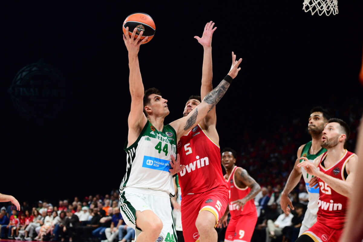 Final 4 – Euroleague: Σκορ και θέαμα στον «μικρό» τελικό, με νικητή τον Ολυμπιακό