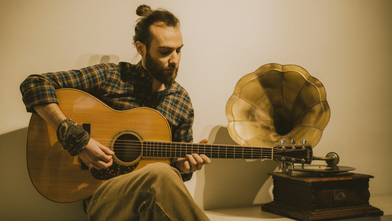 Κυκλοφόρησε το νέο album του Δημήτρη Μεσημέρη με τίτλο «ΤΙΚ ΤΑΚ» (VIDEO)