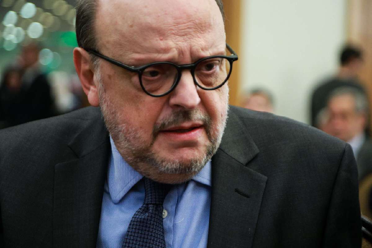 Αντώναρος εναντίον Κασσελάκη