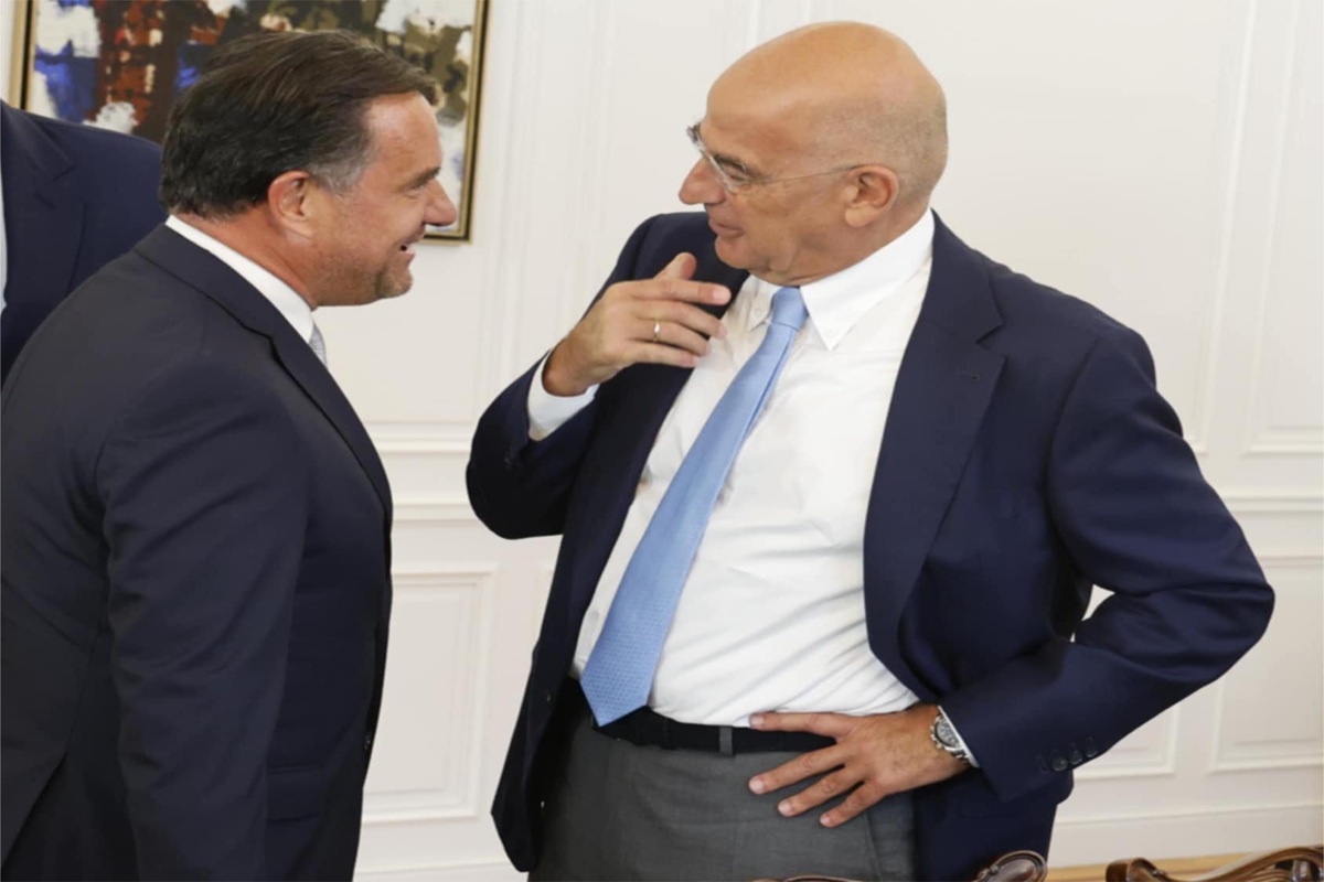 Βγήκαν τα μαχαίρια στη Νέα Δημοκρατία- Γιατί μαλώνουν Γεωργιάδης- Δένδιας