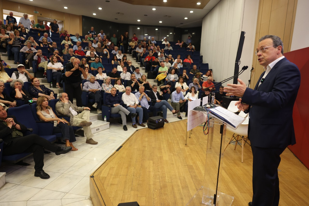 Οι επιστήμονες και η πολιτική