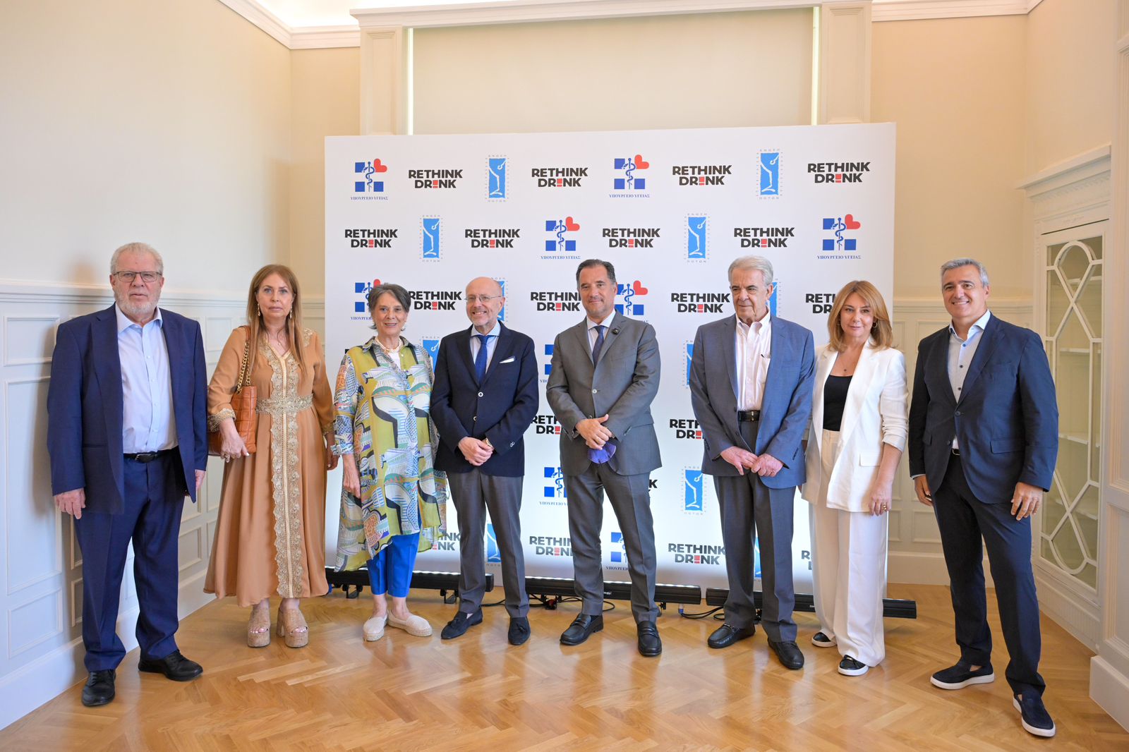 To Υπουργείο Υγείας και Εν.Ε.Α.Π. ενώνουν δυνάμεις για την προστασία των ανηλίκων και την υπεύθυνη κατανάλωση αλκοόλ