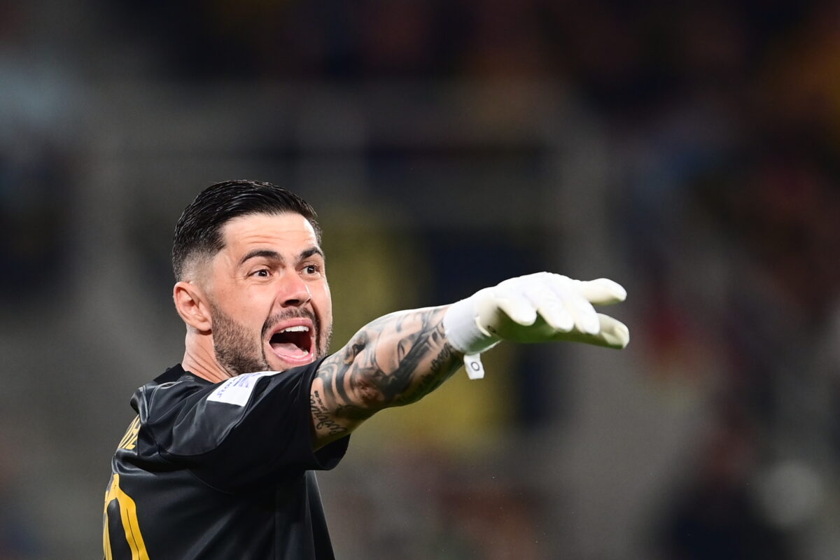 Παίκτης του Άρη και ο Αθανασιάδης