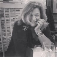 Μελίνα Καραπαναγιωτίδου