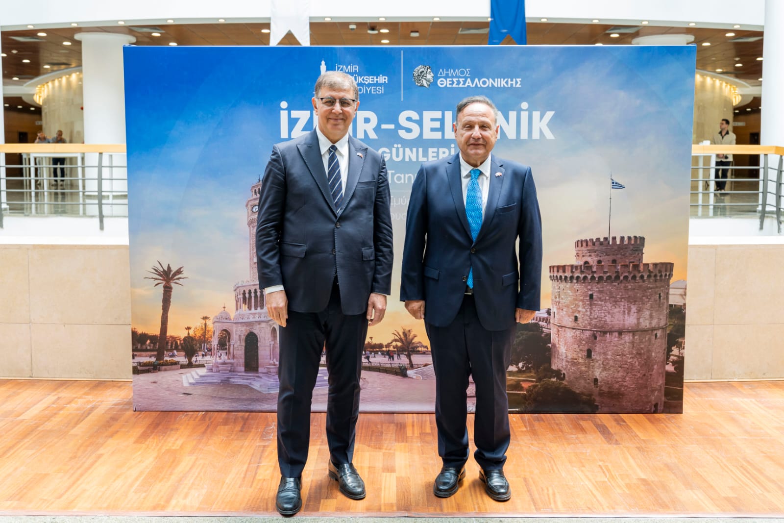 Αγγελούδης στη Σμύρνη: «Εγκαινιάζουμε μια νέα περίοδο στις σχέσεις δύο ιστορικών πόλεων» (ΦΩΤΟ)