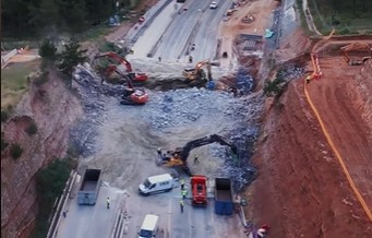 VIDEO drone από τον Περιφερειακό – Η κατεδαφισμένη γέφυρα και πότε ανοίγει ο δρόμος