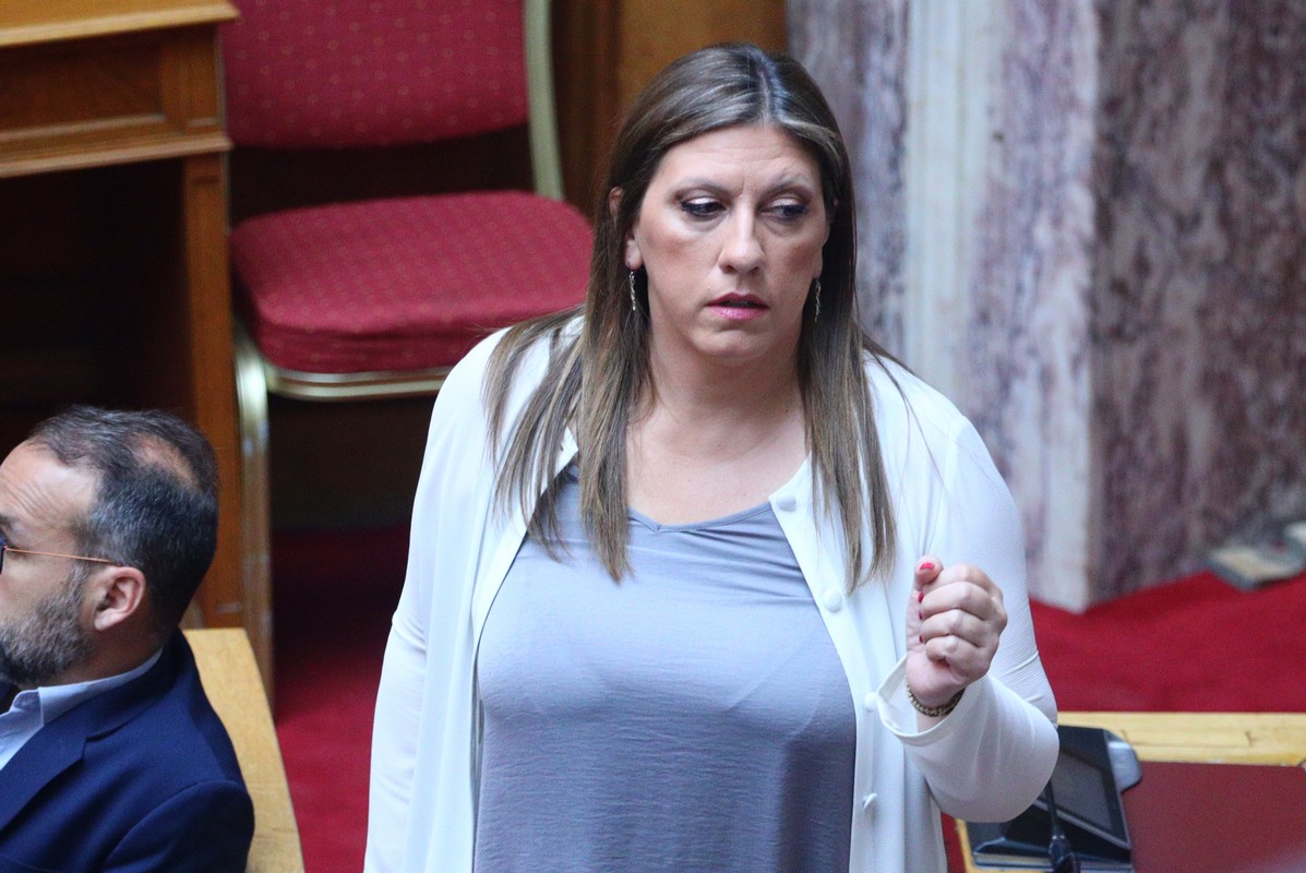 Φίμωση και λογοκρισία καταγγέλει η Κωνσταντοπούλου