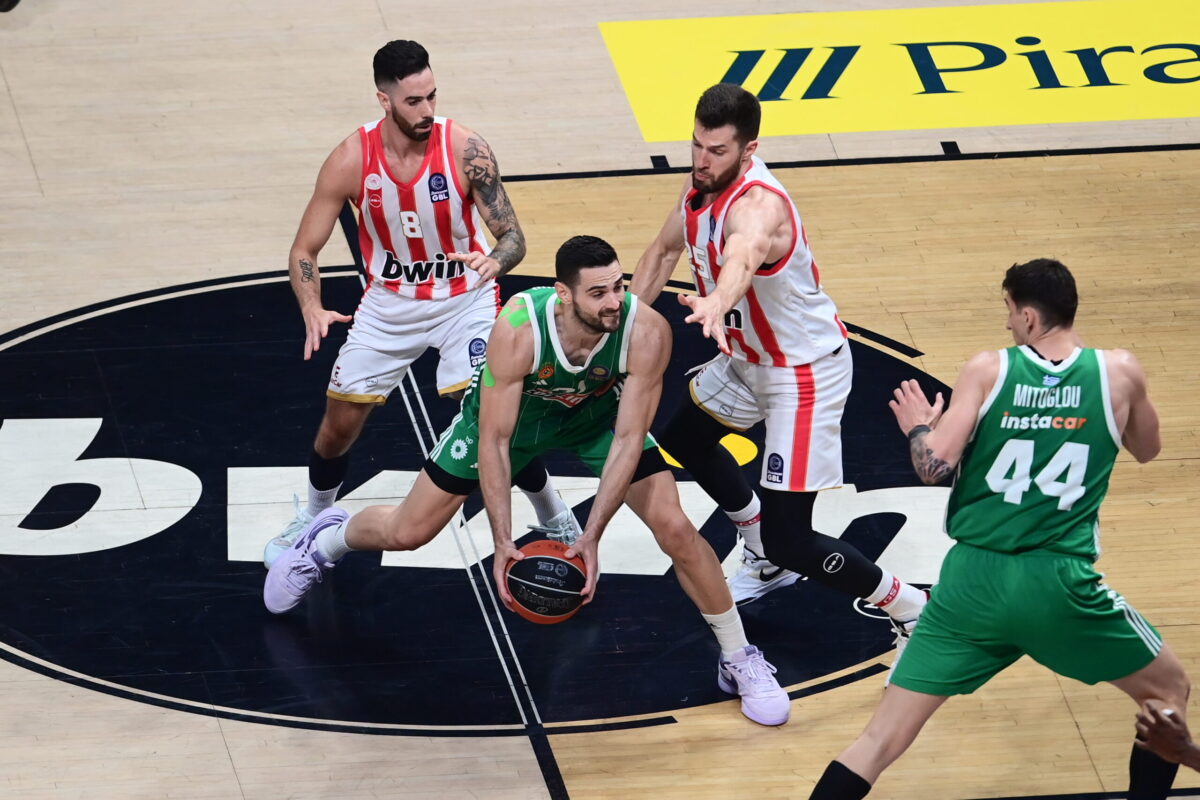 GBL: «Πάτησε» τον Παναθηναϊκό, έκανε το 3-1 και πήρε το πρωτάθλημα ο Ολυμπιακός (ΦΩΤΟ+VIDEO)