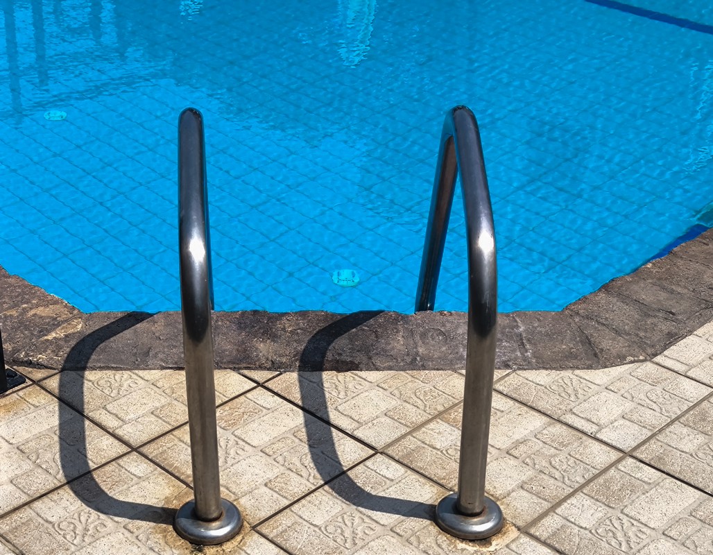 Πέθανε η 3χρονη που είχε πέσει σε πισίνα ξενοδοχείου στη Ρόδο