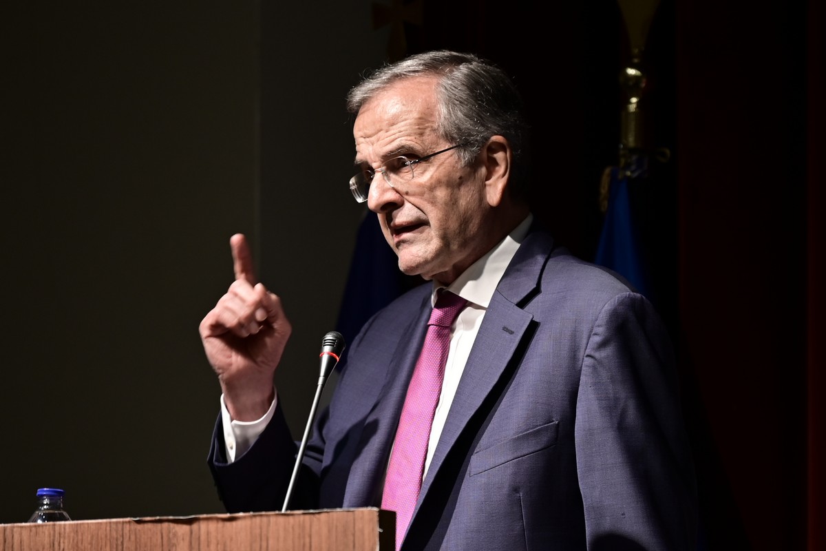 Καλησπέρα σας, είμαι ο Αντώνης και θα μιλάω ξανά και ξανά