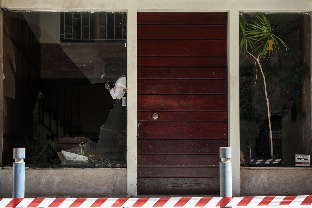 Θεσσαλονίκη: Έκρηξη από γκαζάκια στο σπίτι του Βουλευτή ΝΔ Στράτου Σιμόπουλου (VIDEO)