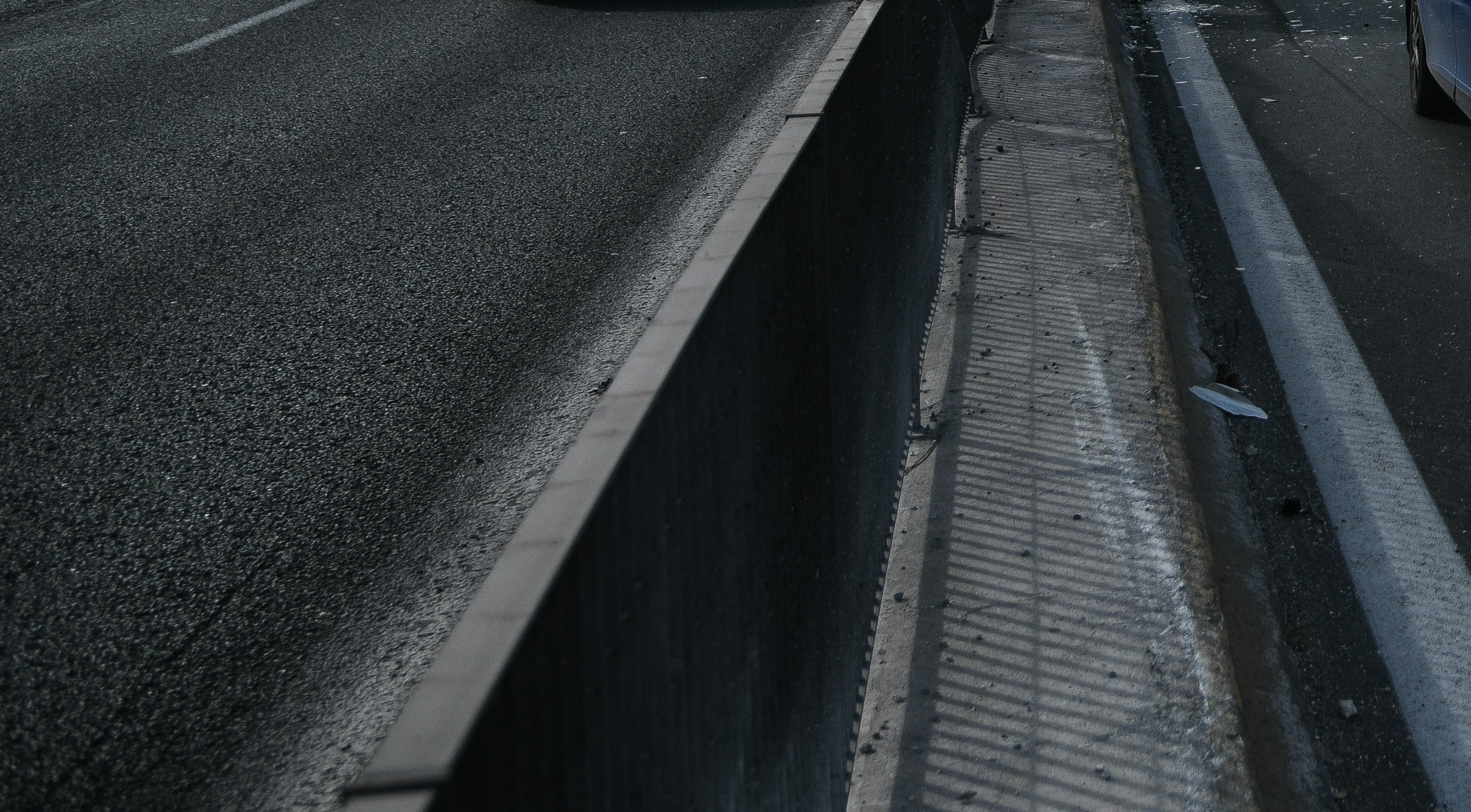 Τοποθέτηση στηθαίων ασφαλείας στην Εθνική Οδό Θεσσαλονίκης – Νέων Μουδανιών