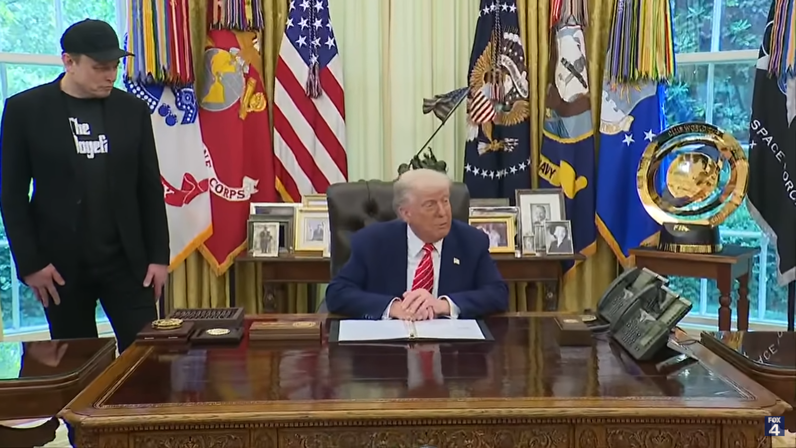 Έλον Μασκ vs Ντόναλντ Τραμπ: Μια σύγκρουση δισεκατομμυρίων που αλλάζει τα δεδομένα