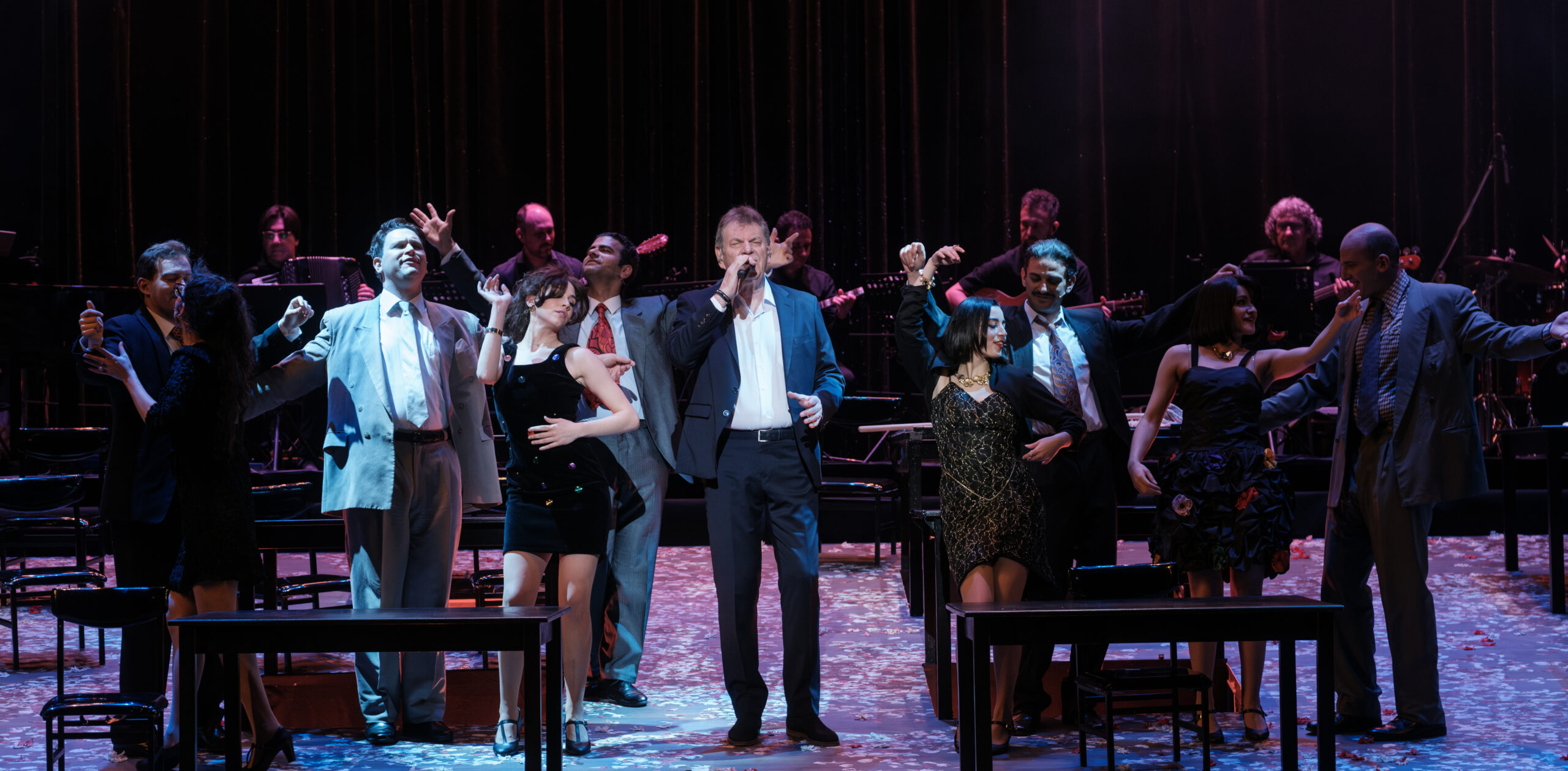 «Τα πήρες όλα κι έφυγες – Η ζωή του Στράτου Διονυσίου»: Η επιτυχία της χρονιάς στο Ράδιο Σίτυ