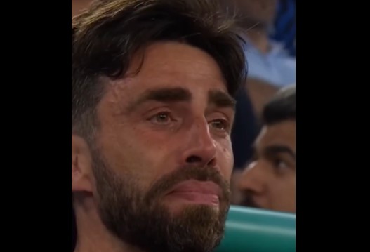 Παρί Σεν Ζερμέν: Ο βοηθός του Λουίς Ενρίκε έχασε την σύζυγό του πριν έξι μήνες – Ξέσπασε μετά την κατάκτηση του Champions League (VIDEO)