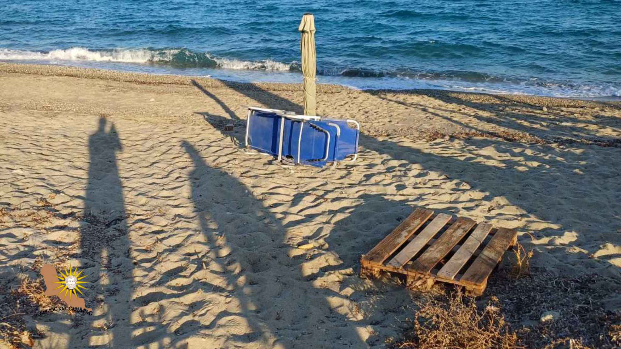 Νέα επιχείρηση απομάκρυνσης ομπρελών και εξοπλισμού από παραλίες της Χαλκιδικής (VIDEO)