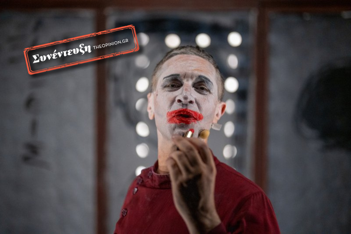 Αιμίλιος Χειλάκης στο TheOpinion: «Έχω τη “δύναμη” να σας μιλήσω για τα πολιτικά μας προβλήματα μέσα από τεράστια κείμενα, ένας πολιτικός δεν μπορεί να σας μιλήσει με Σαίξπηρ»