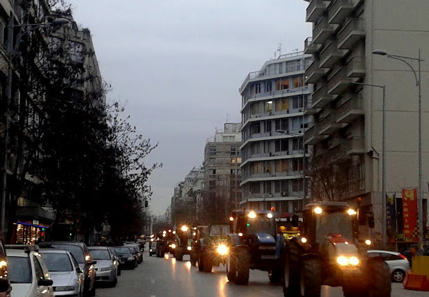 Οι δρόμοι των τρακτέρ και τα… «αδιέξοδά» τους