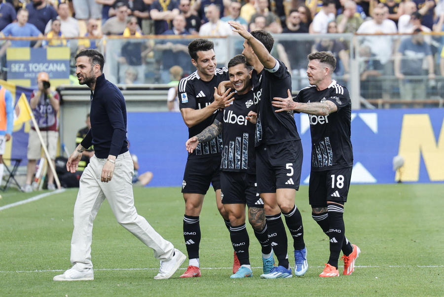 Serie A: Κόμο, η ανερχόμενη δύναμη – Η… γηπεδάρα με τη λίμνη, οι πλουσιότεροι ιδιοκτήτες και ο «αρχιτέκτονας» Φάμπρεγκας (ΦΩΤΟ+VIDEO)